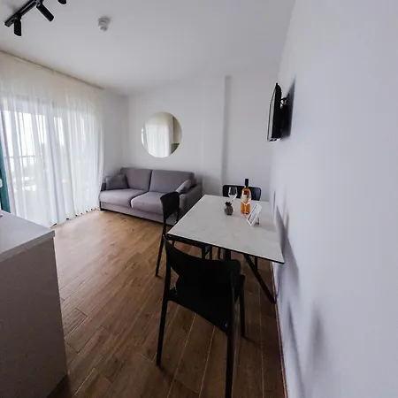 Beach Lucija Apartment *